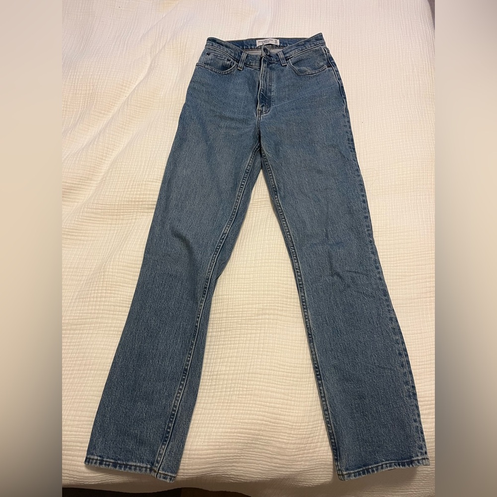 Abercrombie & Fitch Women's Straight Leg Blue Jeans
